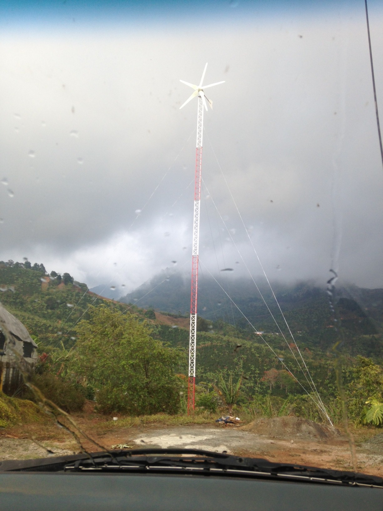 HY-3000  -The First Small Wind Turbine Grid-tie Installation In Costa Rica